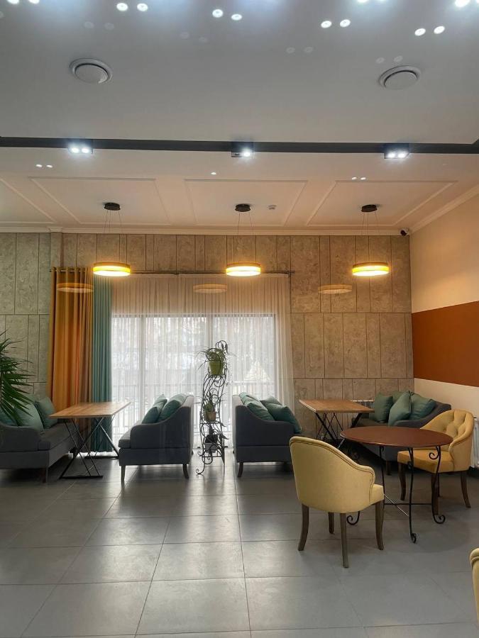 Gоlden Dragon Villa Hotel Μπισκέκ Εξωτερικό φωτογραφία