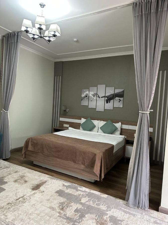 Gоlden Dragon Villa Hotel Μπισκέκ Εξωτερικό φωτογραφία